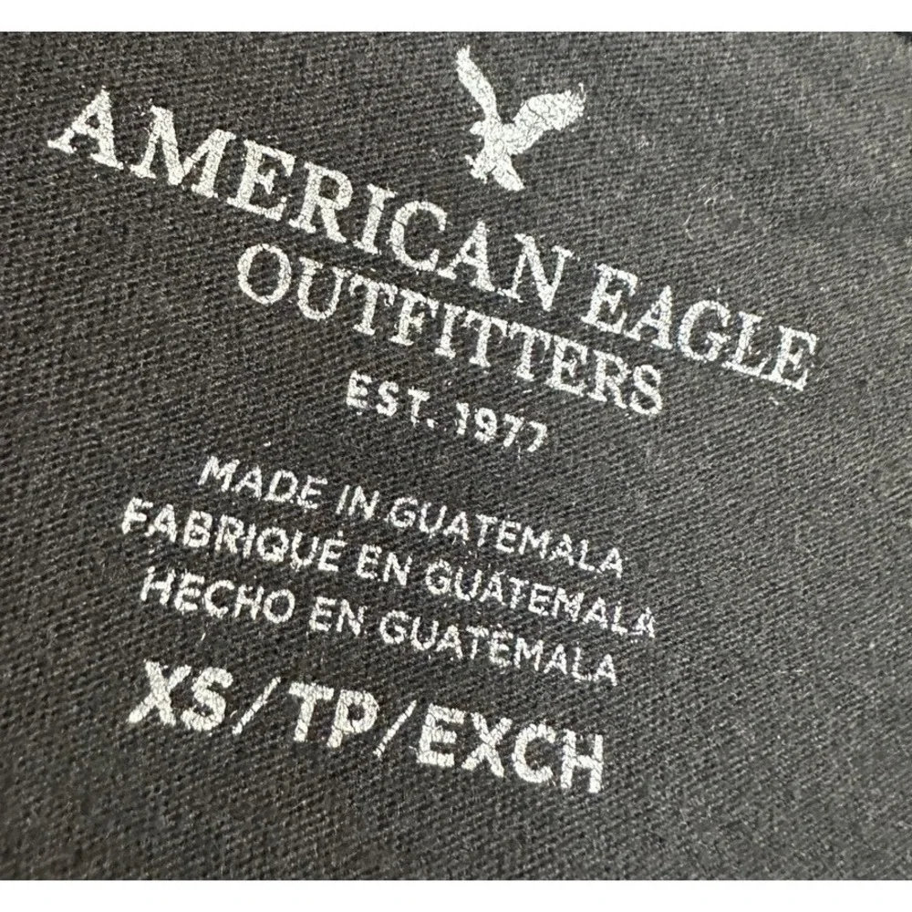 American Eagle Mens black short sleeve t-shirt American Flag Eagle sz XS GUC‎